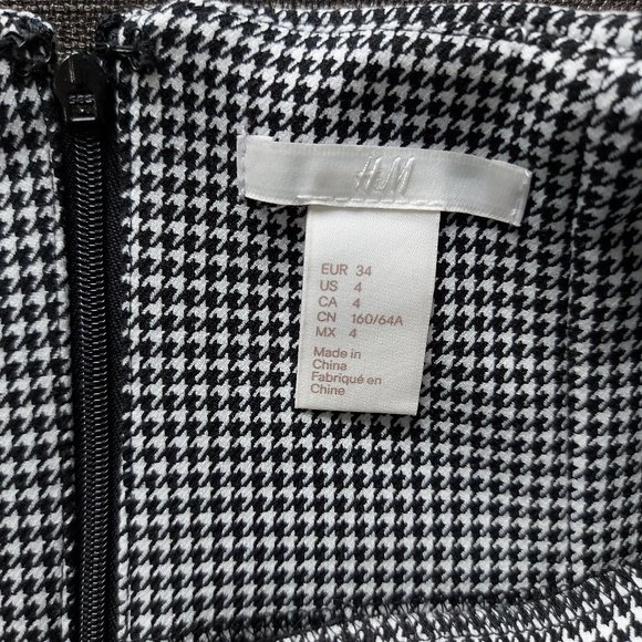 H&M Asymmetrical Houndstooth Pencil Skirt with Faux Wrap Detail - Picture 4 of 7